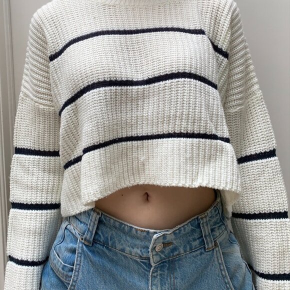 Moon & Madison Cropped Striped Knit Sweater - Picture 5 of 7